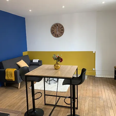 T2 Hyper Centre דירה